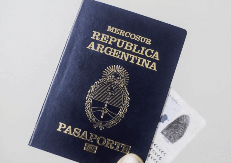 Pasaporte ucraniano caducado